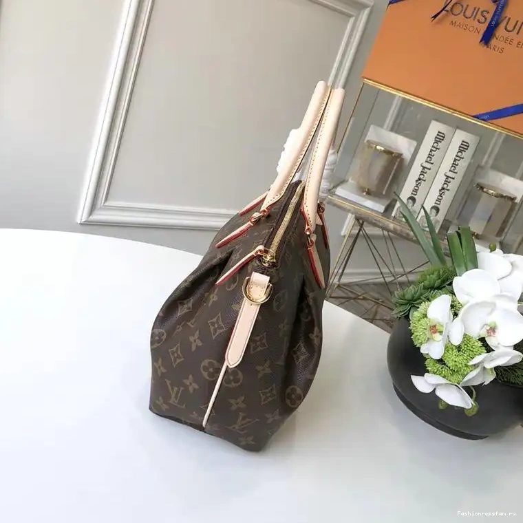 Fashionrepsfam ru LV 19T1L0189 Bags 0818